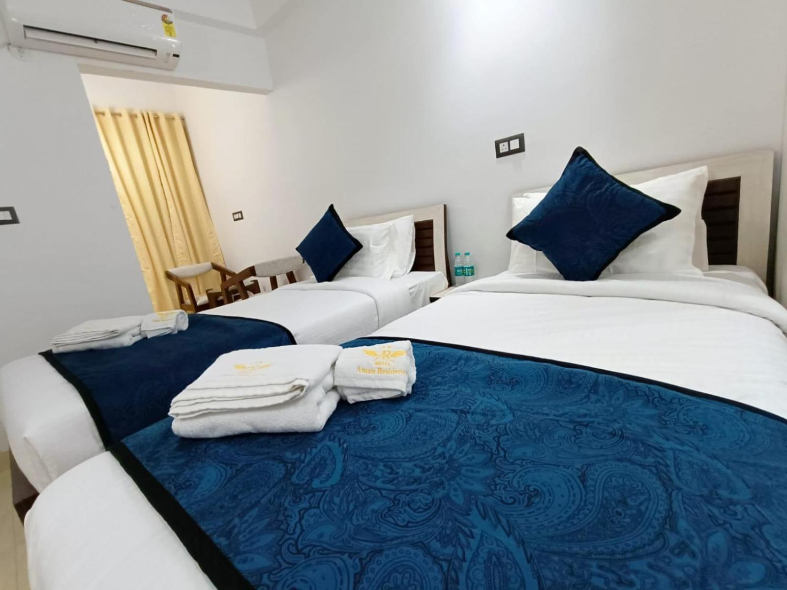 Hotel Aman Residency Allāhābād Junction Exteriör bild