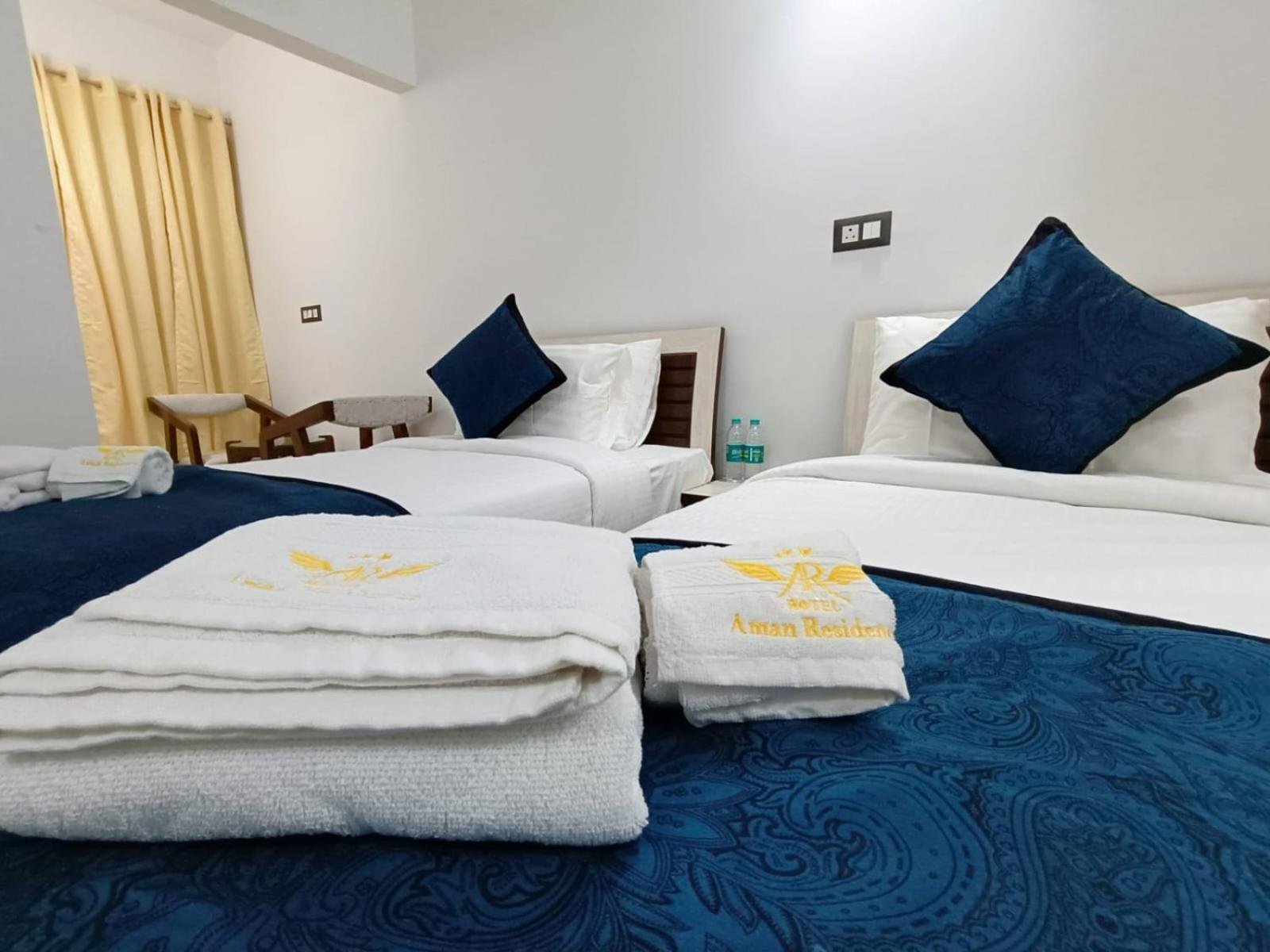 Hotel Aman Residency Allāhābād Junction Exteriör bild